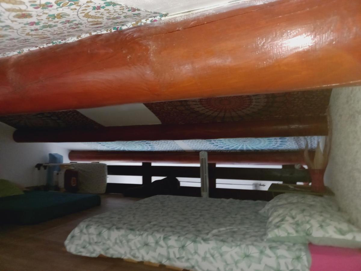 Villa Loft Ambrussum maison Meublée avec jacuzzi extérieur à Lunel  Extérieur photo